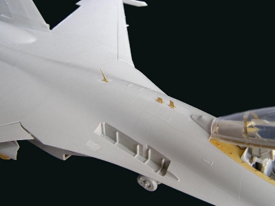 Sukhoi Su-35 Flanker-e Exterior (Designed To Be Used With Kitty Hawk Model Kits) - image 4
