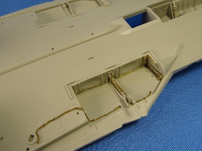 Sukhoi Su-34 Fullback Detailing Set For Undercarriage Legs And Undercarriage Bay (For Hobby Boss And Kitty Hawk Model Kits) - im