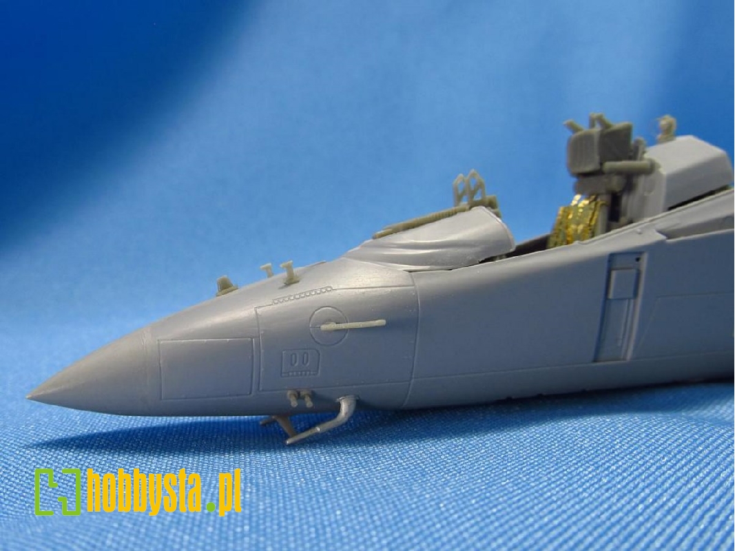 Yakovlev Yak-130 Detailing Set (Designed To Be Used With Kitty Hawk Models And Zvezda Kits) - image 1