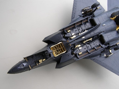 Lockheed-martin F-35 B Lightning Ii Exterior (Designed To Be Used With Kitty Hawk Model Kits) - image 14