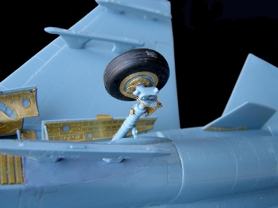 Sukhoi Su-27 Landing Gears (Designed To Be Used With Academy Kits) - image 2
