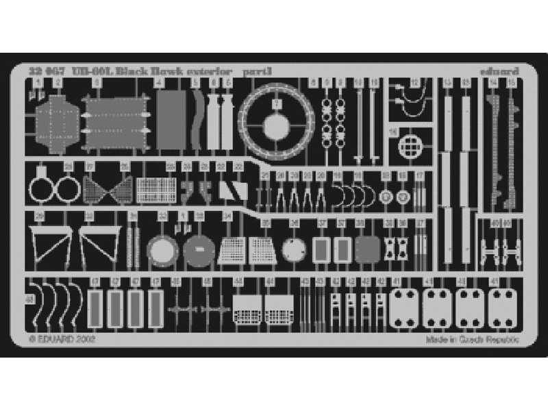 UH-60L exterior 1/35 - Academy Minicraft - image 1