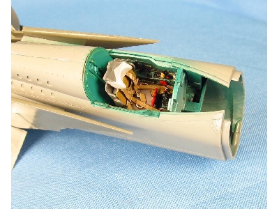 Mikoyan Mig-25 Rbt / Rbf / Bm Seatbelts - image 3