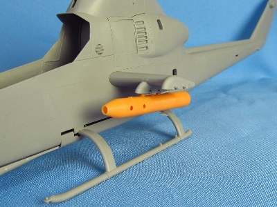 M18 Gun Pod With M134 Minigun (For Ah-1g Icm, Special Hobby And Revell Kits) - image 4