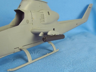 Xm157 2.75 Inch Rocket Launcher (For Ah-1g icm, Special Hobby And Revell Kits) - image 6
