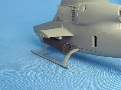 Xm159 2.75 Inch Rocket Launcher (For Ah-1g icm, Special Hobby And Revell Kits) - image 3
