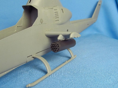 Xm159 2.75 Inch Rocket Launcher (For Ah-1g icm, Special Hobby And Revell Kits) - image 4