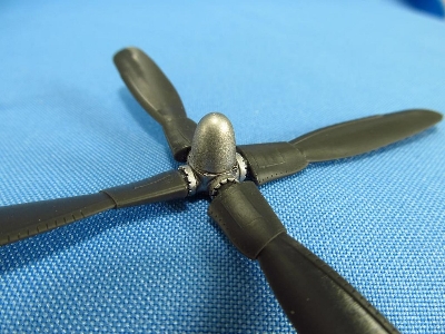 Boeing B-29 Propellers Set Late Type (Designed To Be Used With Monogram And Revell Kits) - image 3