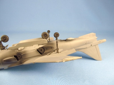 Bae Harrier Gr Mk.7/9 - Landing Gear With Wheels (Designed To Be Used With Hasegawa Kits) - image 4