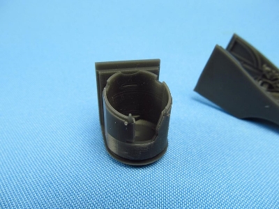 Lockheed Sr-71 Blackbird - Landing Gears (Designed To Be Used With Revell Kits) - image 15