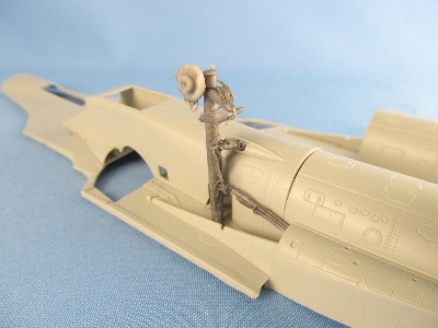Sukhoi Su-27 - Landing Gears (Designed To Be Used With Kitty Hawk Models Kits) - image 8