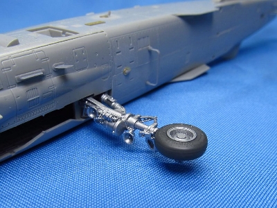 Fairchild A-10 Thunderbolt Ii - Landing Gears (Designed To Be Used With Hobby Boss ) - image 6