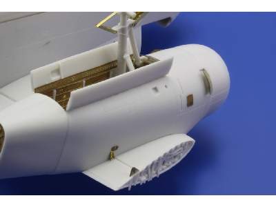 S-2E undercarriage 1/48 - Kinetic - image 5