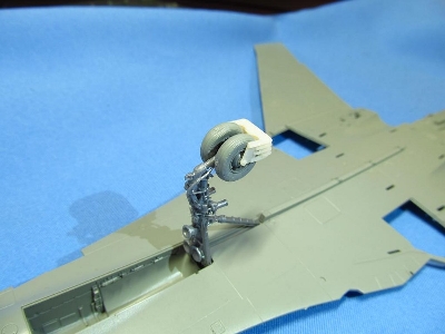 Sukhoi Su-35 - Landing Gears (Designed To The Used With Great Wall Hobby Kits) - image 4