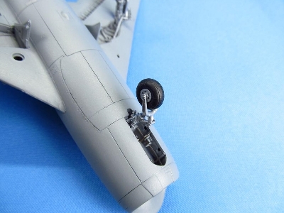 Mikoyan Mig-17 - Landing Gears (Designed To Be Used With Hobby Boss Kits) - image 5