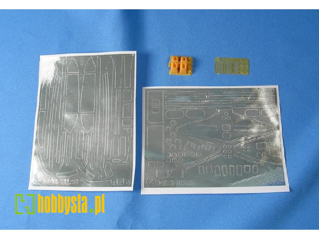 Boeing B-17 G Flying Fortress - Exterior Part 2 (For Monogram Kits) - image 1 Boeing B-17 G Flying Fortress - Exterior Part 2 (For Monogram Kits) - image 1