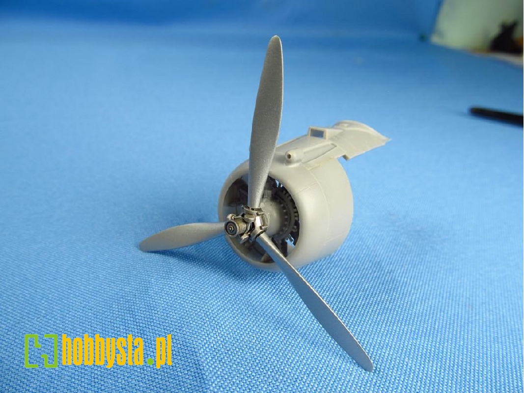 Seversky J9 - Propeller Set (Designed Be Used With Dora Wings Kits) - image 1