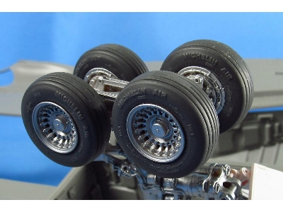 Rockwell B-1 B Lancer - Wheels Set (Designed To Be Used With Revell Kits) - image 1