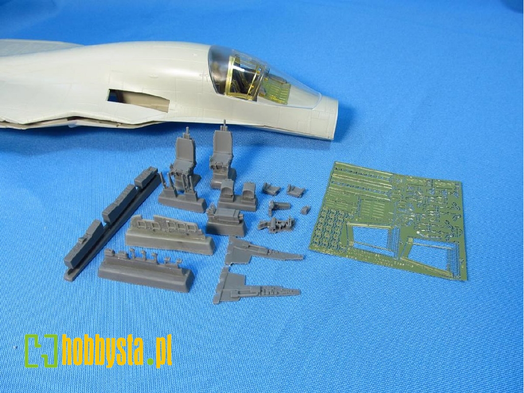 Sukhoi Su-34 Fullback Cockpit Set (Designed To Be Used With Hobby Boss And Kitty Hawk Model Kits) - image 1