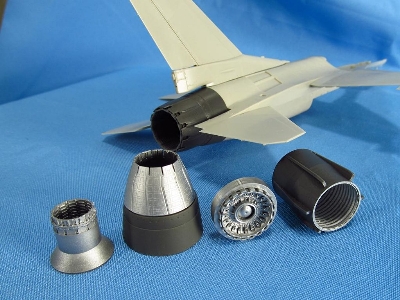 Lockheed-martin F-16 C - Cloesd Jet Nozzle For Engine F110 (Designed To Be Used With Tamiya Kits) - image 1