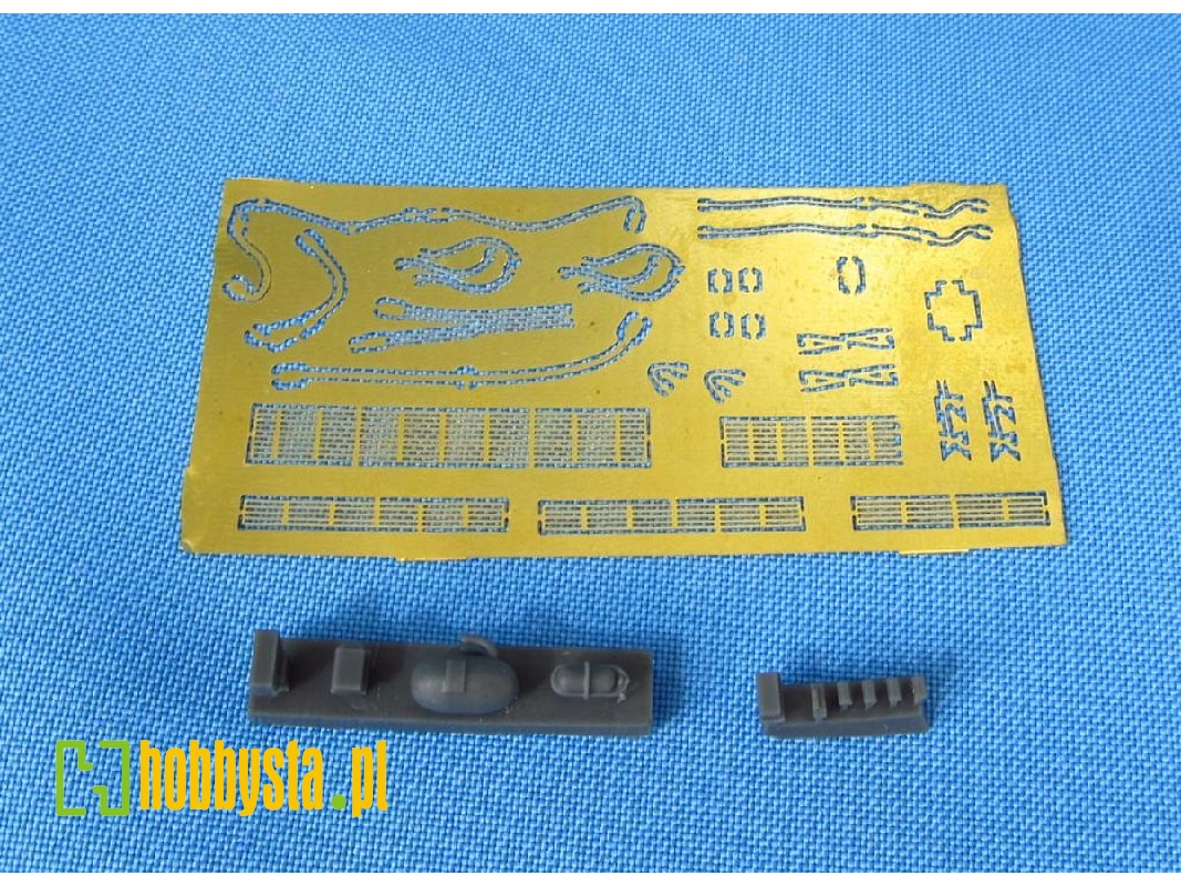 Messerschmitt Me-262 B-1a/u1 And Avia Cs-92 Wheel Bay Detailing Sets (For Hobby Boss Kits) - image 1