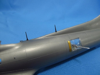 Boeing B-17 F/g Flying Fortress - Exterior Details (For Hong Kong Models And Monogram Kits) - image 4