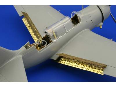 SB2C-4 landing flaps 1/48 - Accurate Miniatures - image 5