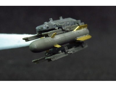 Boeing/hughes Ah-64 D Longbow Apache Detailing Set - image 9