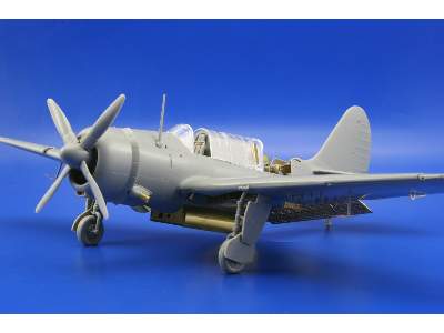 SB2C exterior 1/48 - Accurate Miniatures - image 9