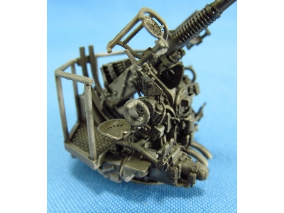 Twin 40 Mm Bofors Guns - image 4