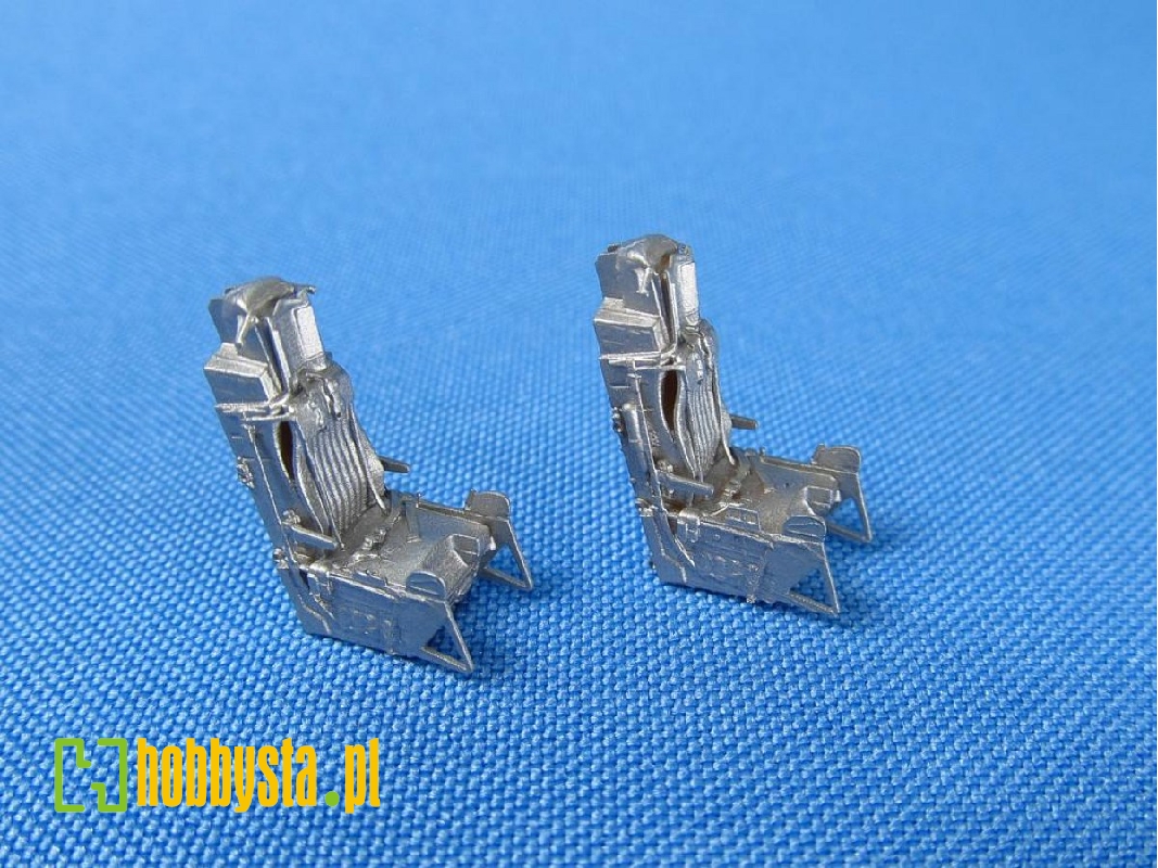 Rockwell B-1 B Lancer - Ejection Seats (For Airfix, Monogram And Revell Kits) - image 1