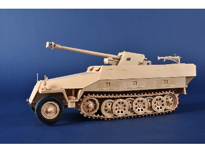 Sd.Kfz 251/22d - image 6