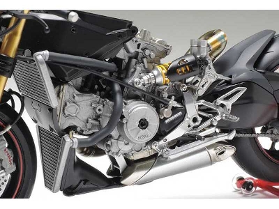 Ducati 1199 Panigale S - DAMAGED BOX                            - image 7
