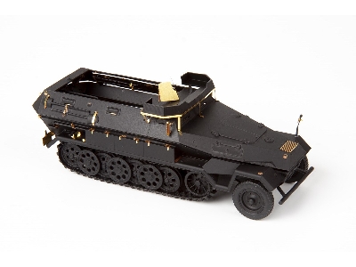 Sd. Kfz.  251/18 Ausf.  A 1/35 - ICM - image 4