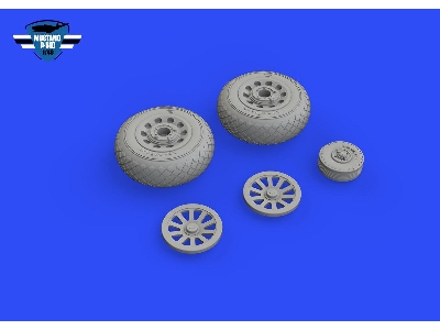 P-51B/ C wheels diamond tread 1/48 - EDUARD - image 3