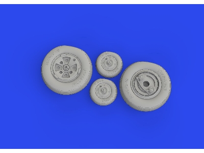 Gannet wheels 1/48 - AIRFIX - image 8