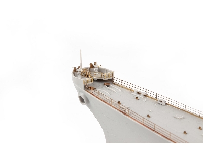 USS Iowa BB-61 1/350 - HOBBY BOSS - image 2