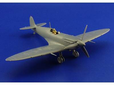 Spitfire Mk. Vb 1/48 - Tamiya - image 4