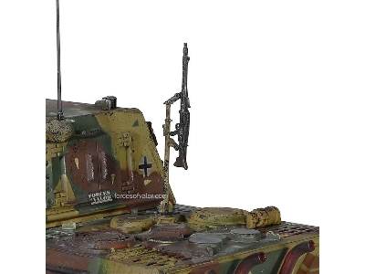 German Sd.Kfz.186 Panzerjager Tiger Ausf. B Heavy Tank "jagdtiger", Henschel Suspension - image 10