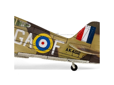 British Curtiss P-40b / Tomahawk Mk Iib - image 8