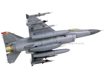 Lockheed Martin F-16 Viper Block 20 - Rocaf, 26th Tfg 401st Tfw, Hualian Ab - image 4