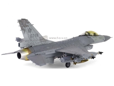 Lockheed Martin F-16 Viper Block 20 - Rocaf, 401st Tfw, 12th Trg, Hualian Ab - image 3