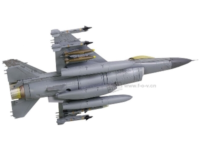Lockheed Martin F-16 Viper Block 20 - Rocaf, 401st Tfw, 12th Trg, Hualian Ab - image 4