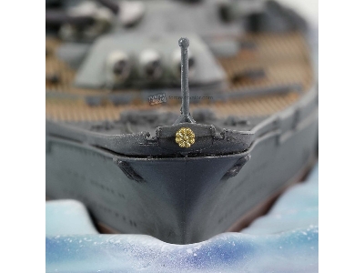 Japanese Yamato-class Battleship, Ijn Yamato (Waterline Ship Series) (Japanese Version) - image 9