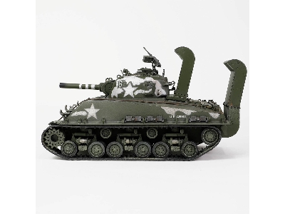 U.S. Medium Tank Sherman M4e8 (105) Hvss With Deep Wading Gear (Engine Plus Series) - image 2
