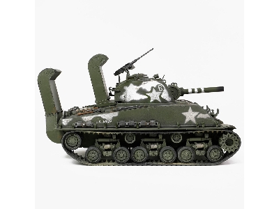 U.S. Medium Tank Sherman M4e8 (105) Hvss With Deep Wading Gear (Engine Plus Series) - image 3