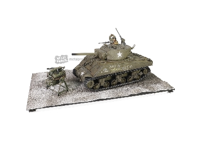 U.S. Medium Tank Sherman M4a3e2 (75) Jumbo 'cobra King' (Engine Plus Series) - image 9