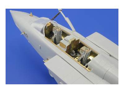 Tornado IDS interior S. A. 1/48 - Hobby Boss - image 4