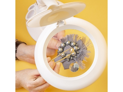Led Magnifier Table Lamp With Organiser Base - image 5