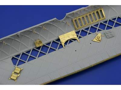 Wellington Mk. I Mid. fuselage interior 1/48 - Trumpeter - image 8